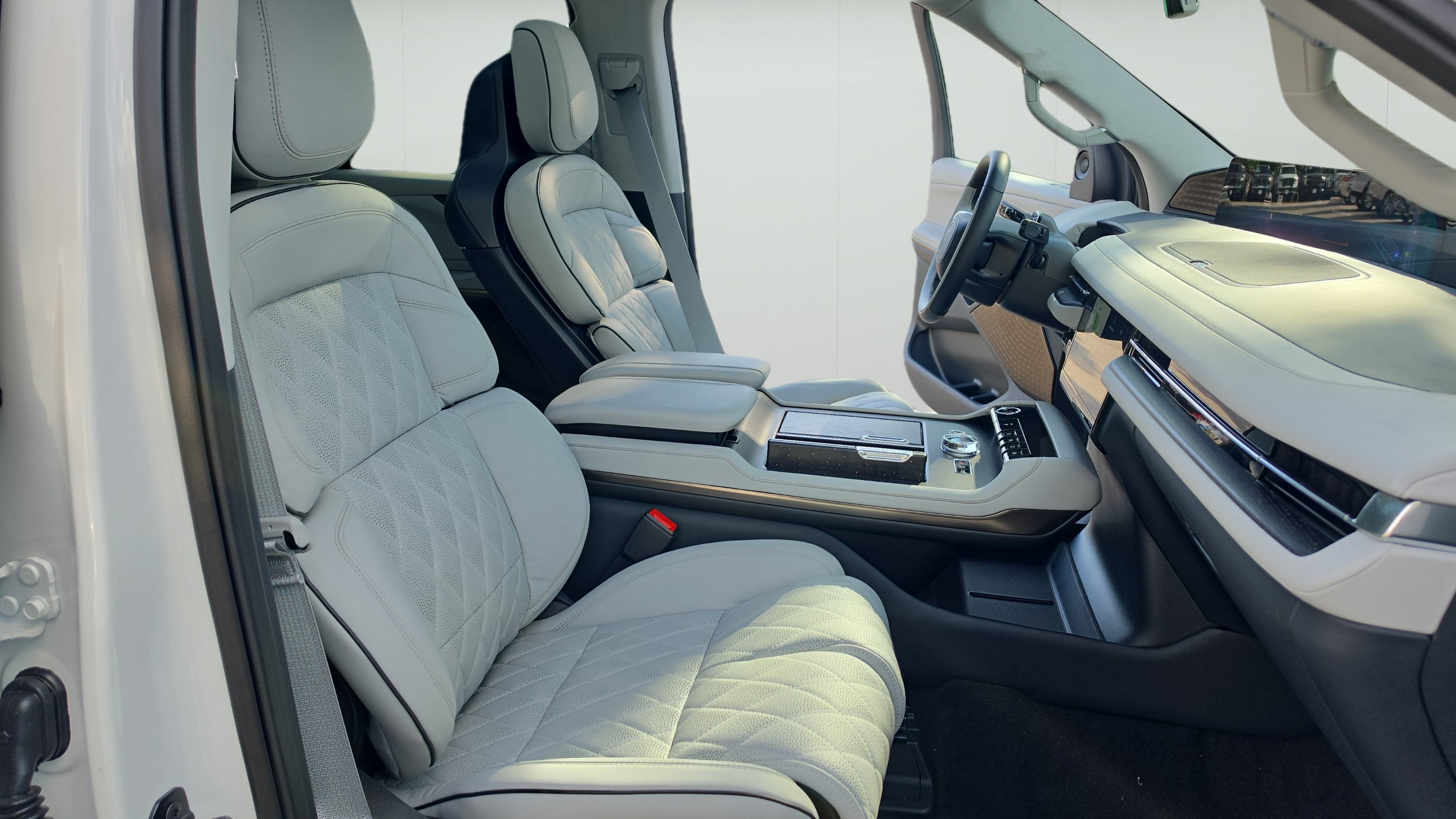 2027 Lincoln Navigator Black Label