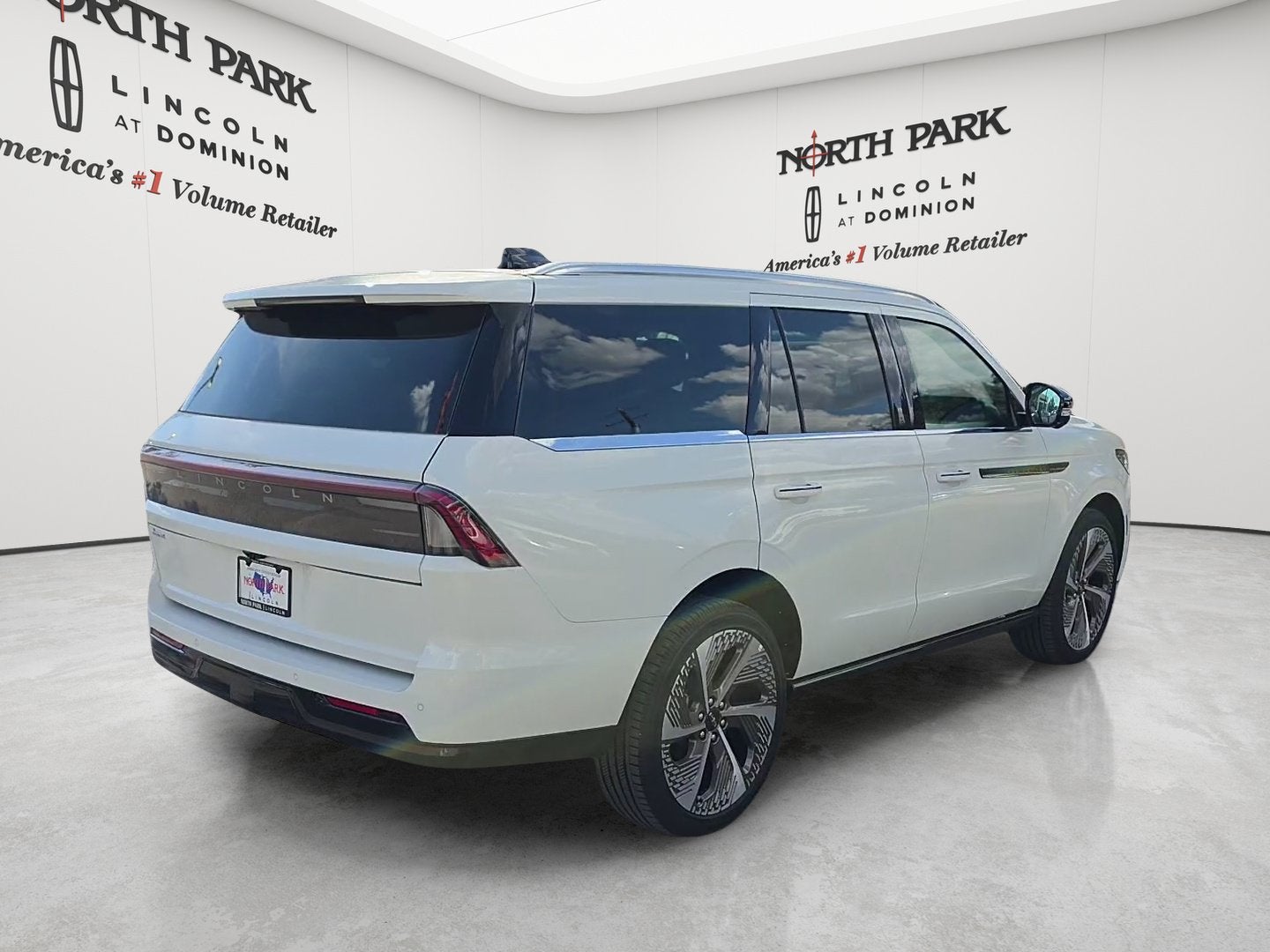2027 Lincoln Navigator Black Label