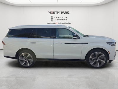 2027 Lincoln Navigator Black Label