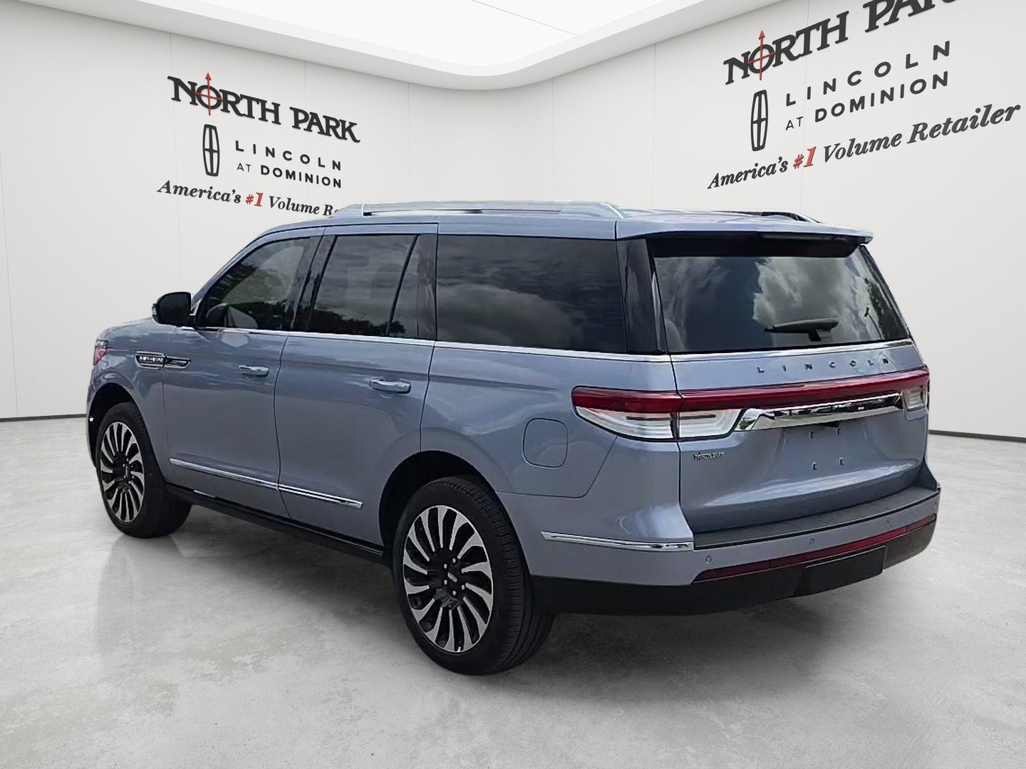 2024 Lincoln Navigator Black Label