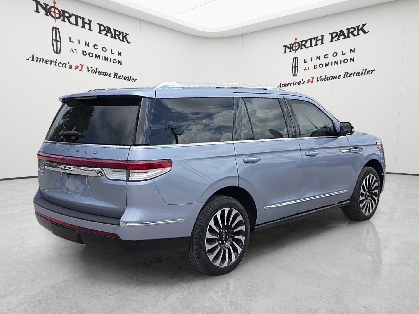 2024 Lincoln Navigator Black Label
