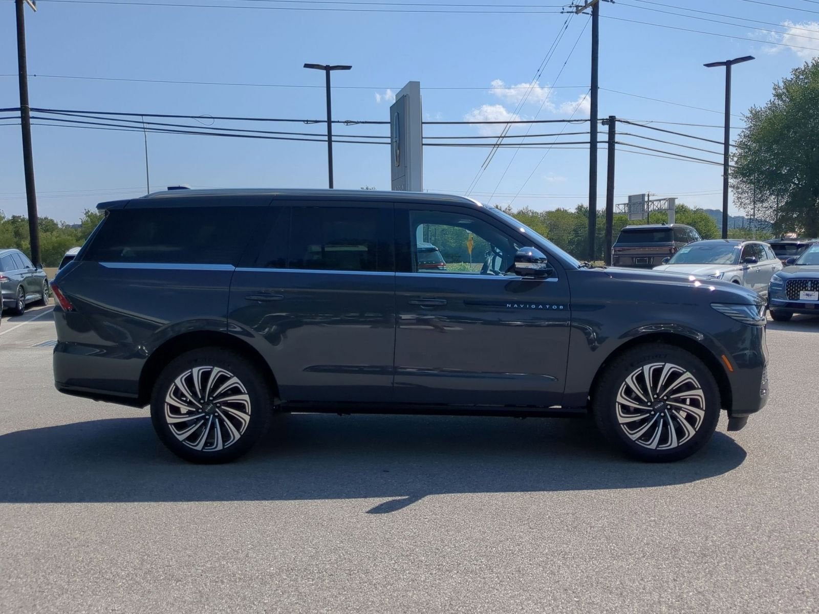 2025 Lincoln Navigator Black Label