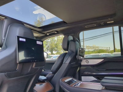 2025 Lincoln Navigator Black Label