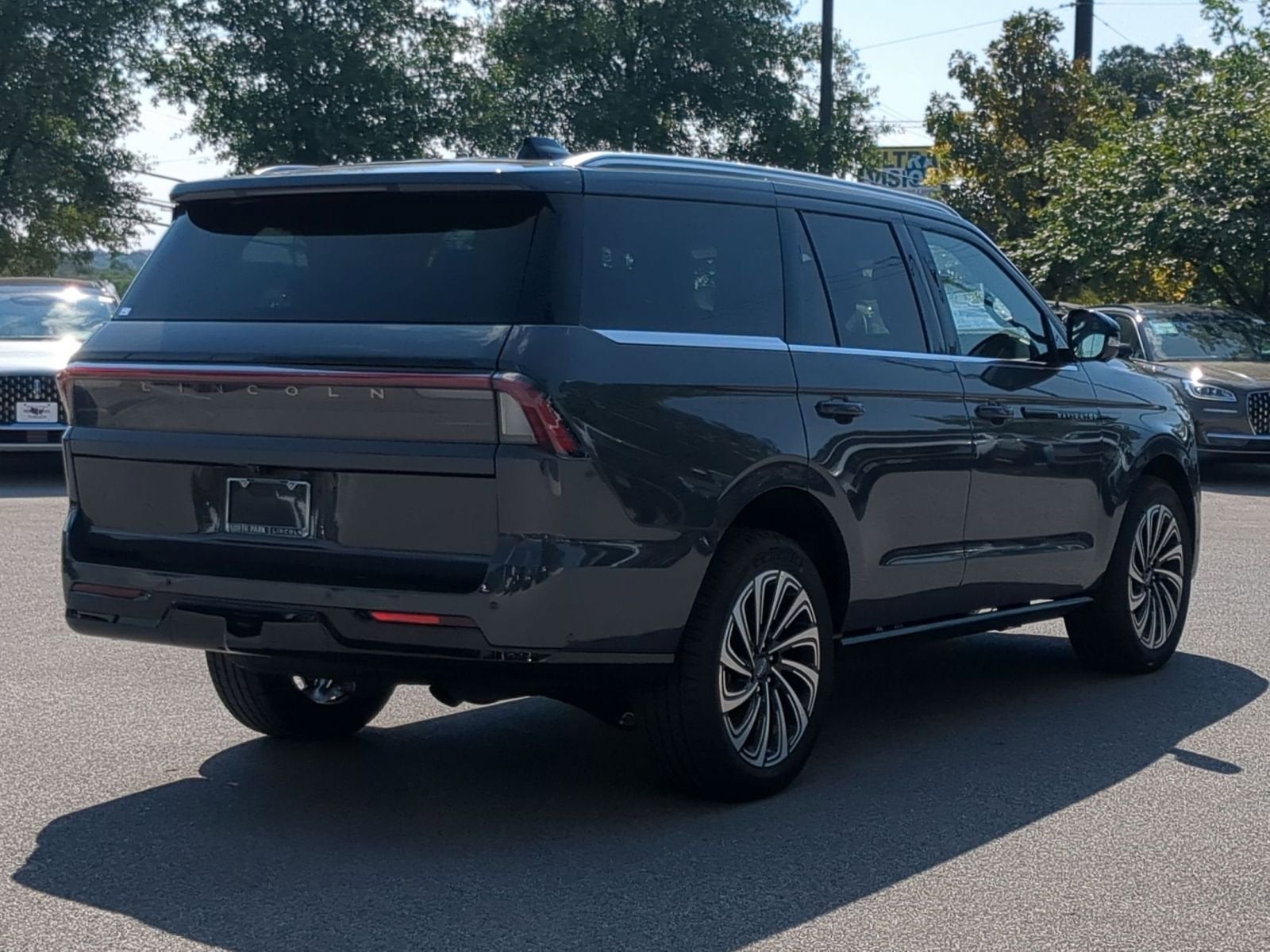 2025 Lincoln Navigator Black Label