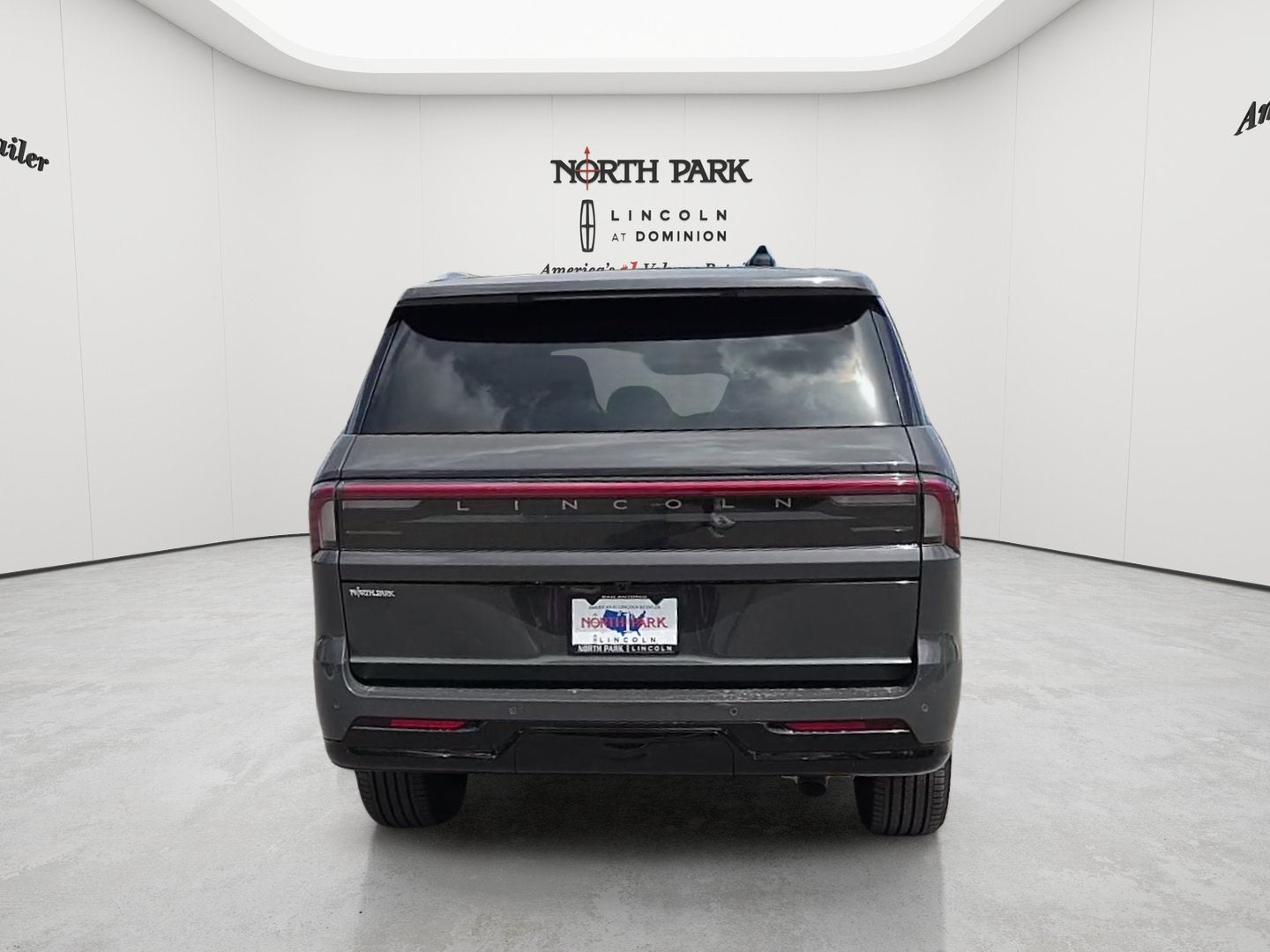 2027 Lincoln Navigator Black Label
