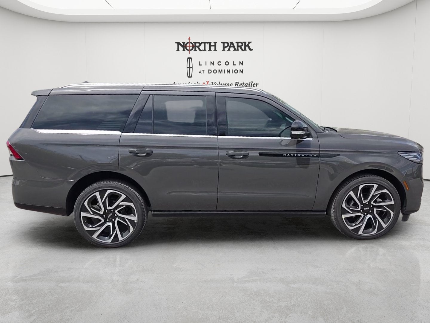 2027 Lincoln Navigator Black Label