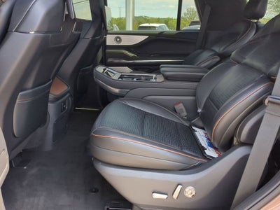 2025 Lincoln Navigator Black Label
