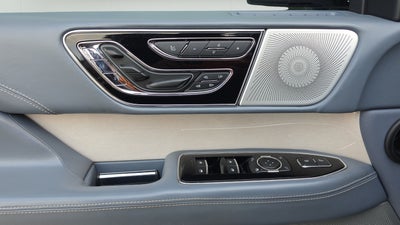 2020 Lincoln Navigator Black Label