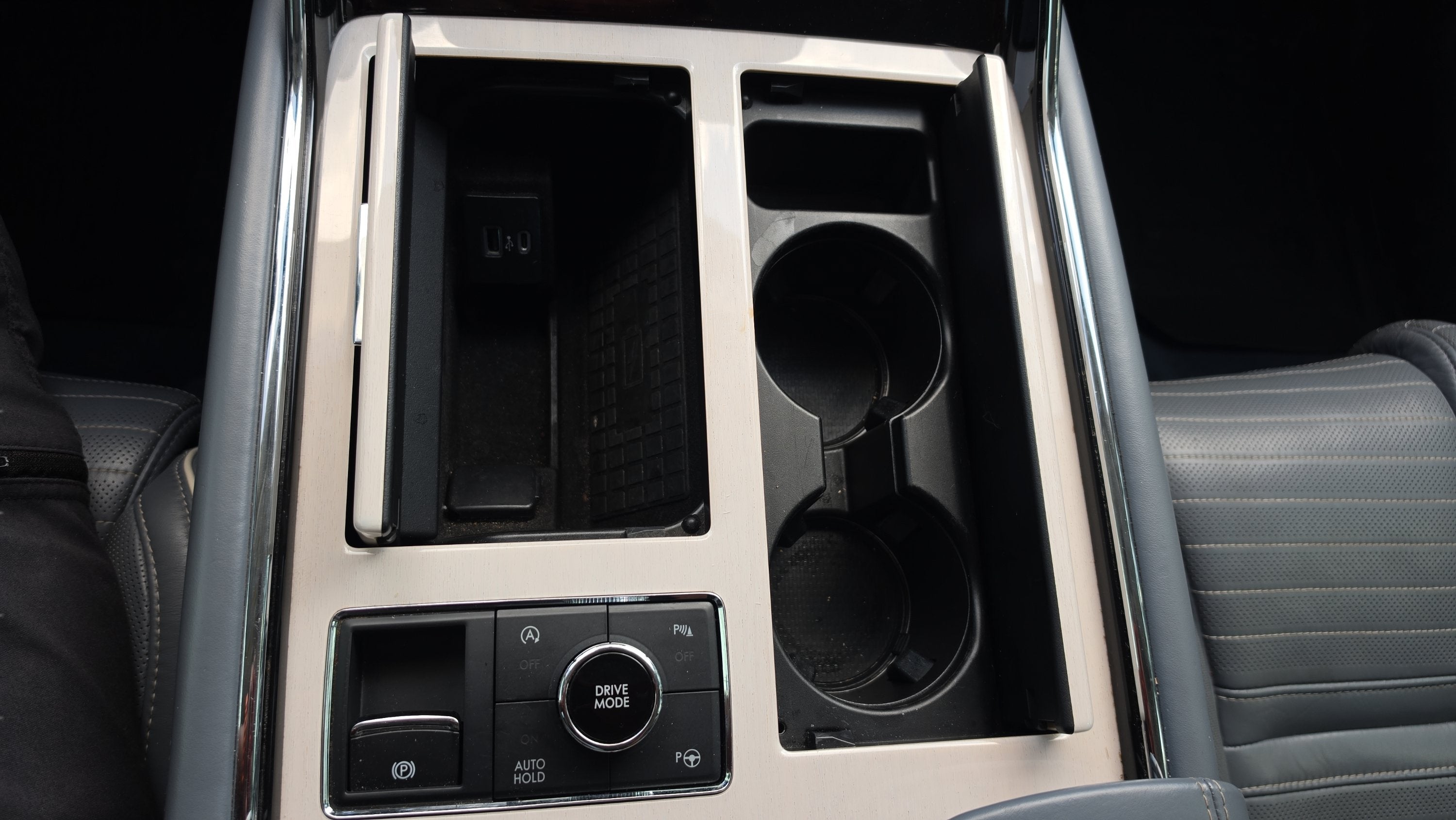 2020 Lincoln Navigator Black Label