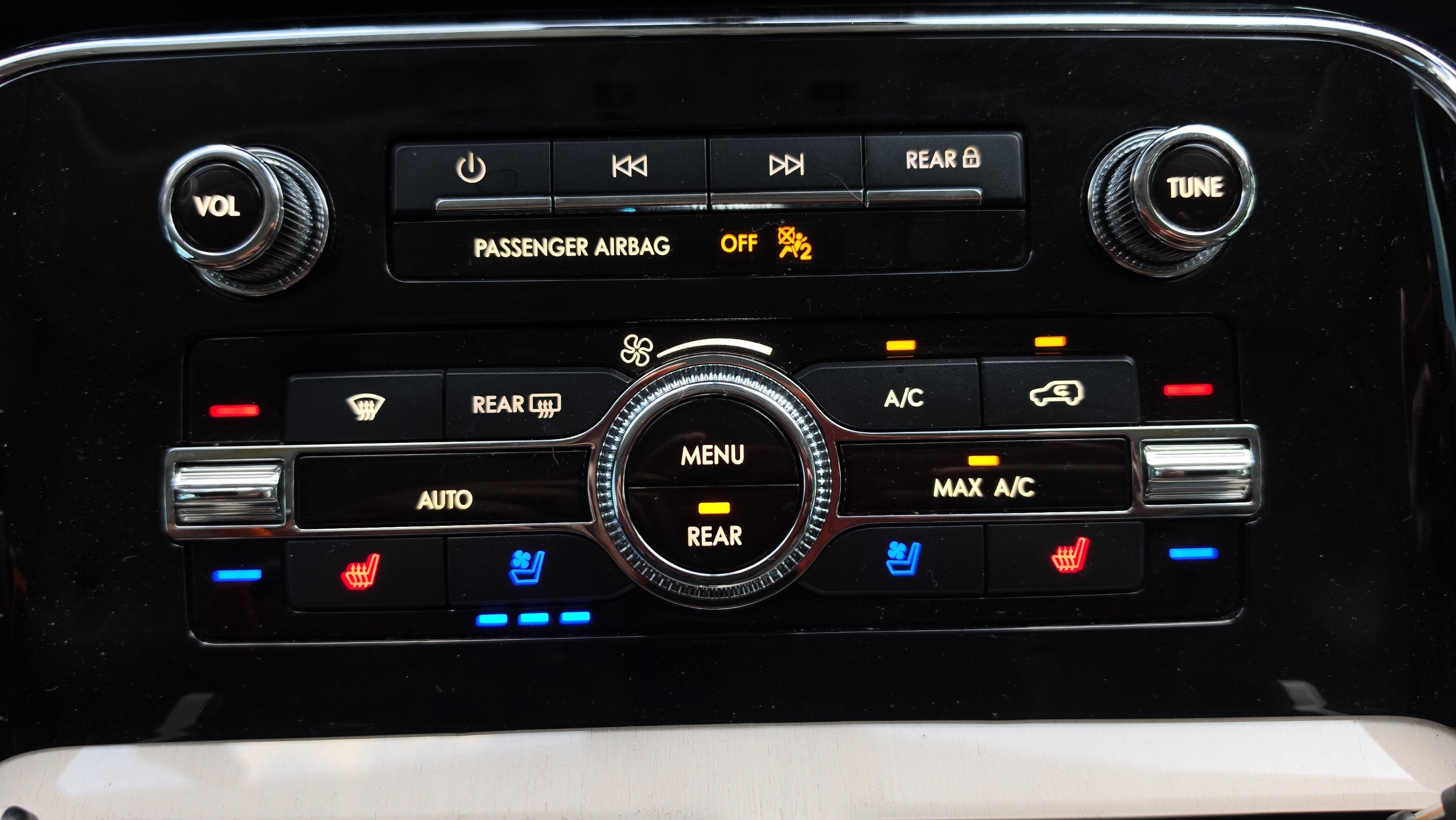 2020 Lincoln Navigator Black Label