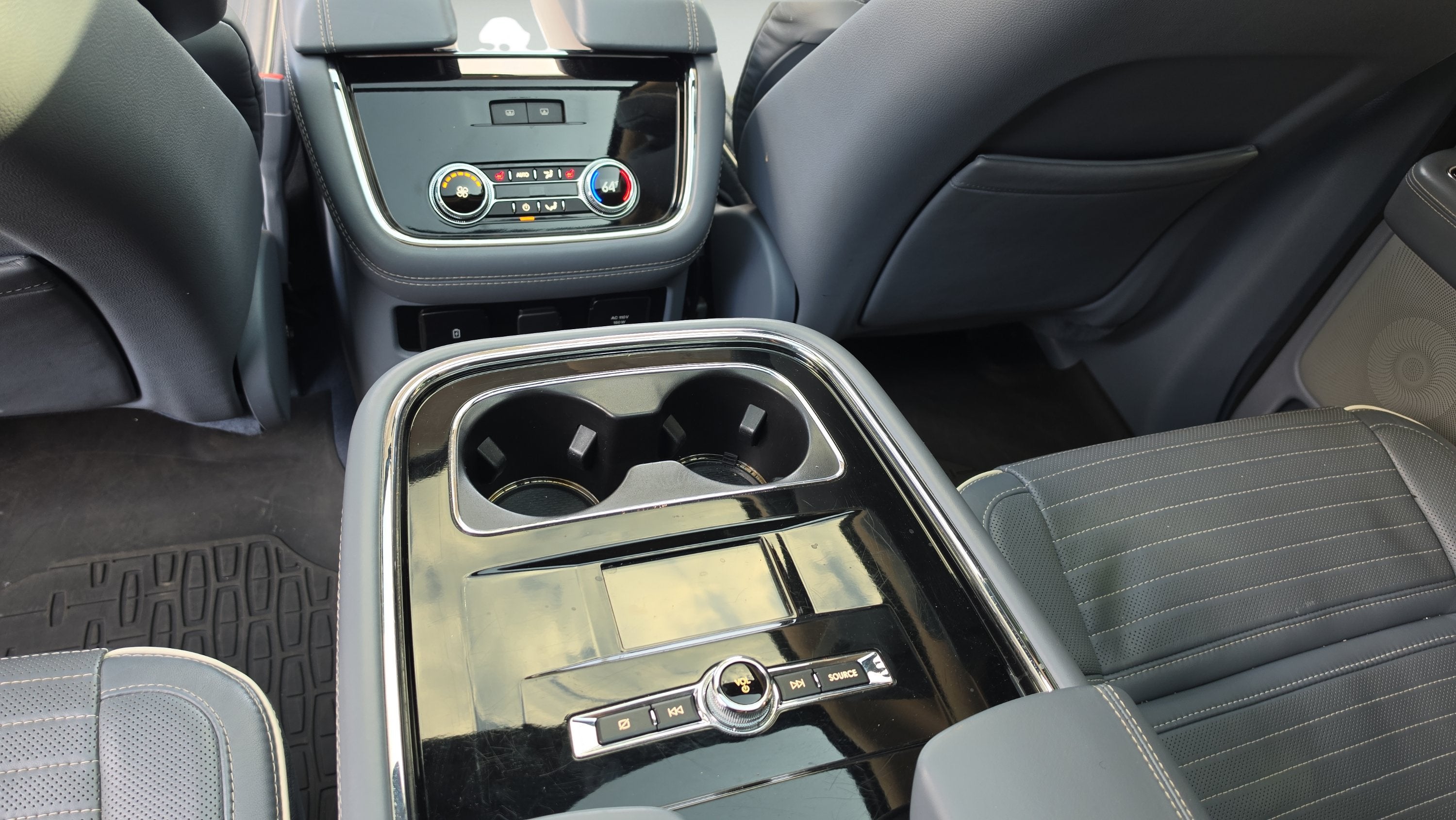 2020 Lincoln Navigator Black Label