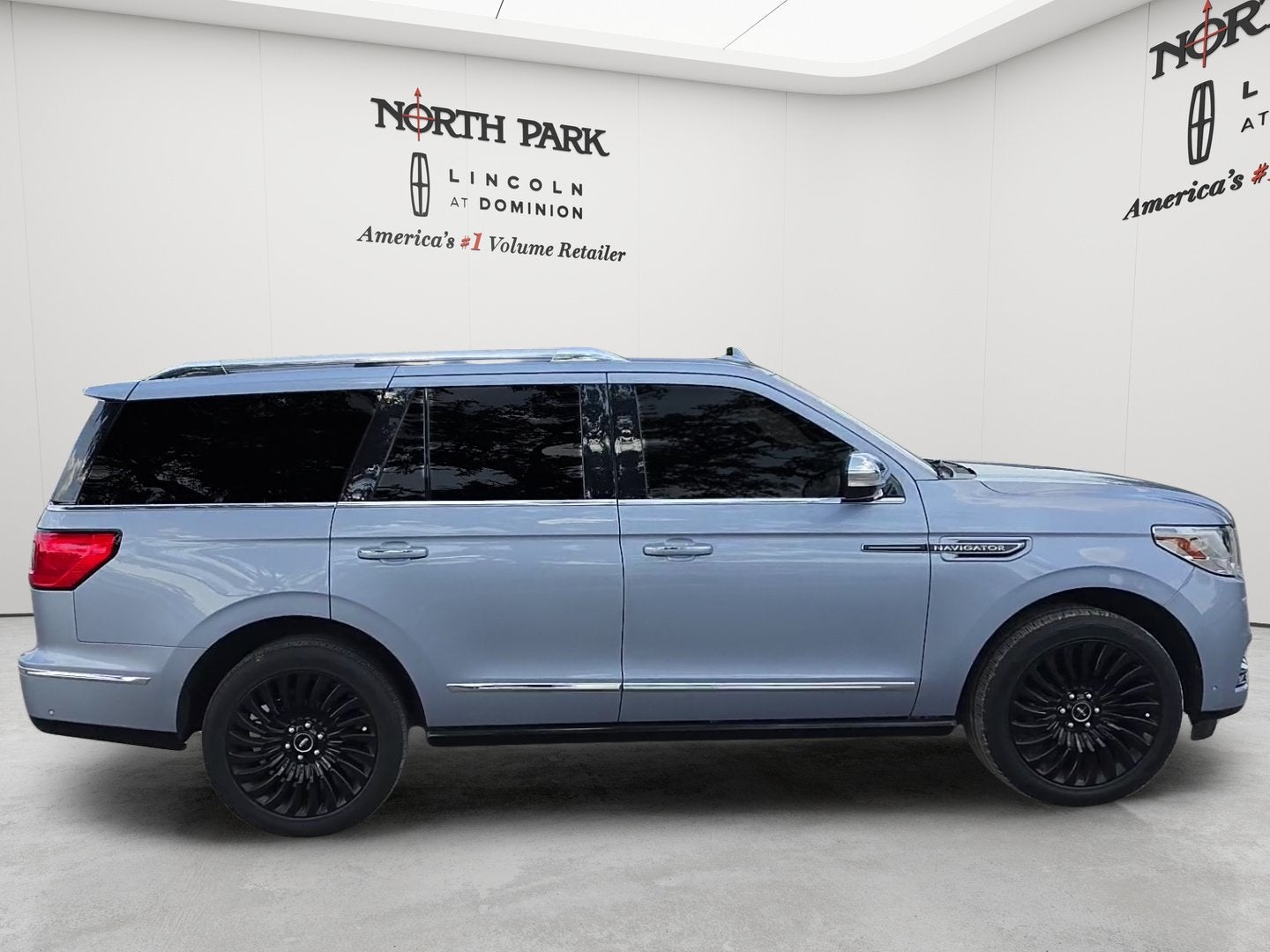 2020 Lincoln Navigator Black Label