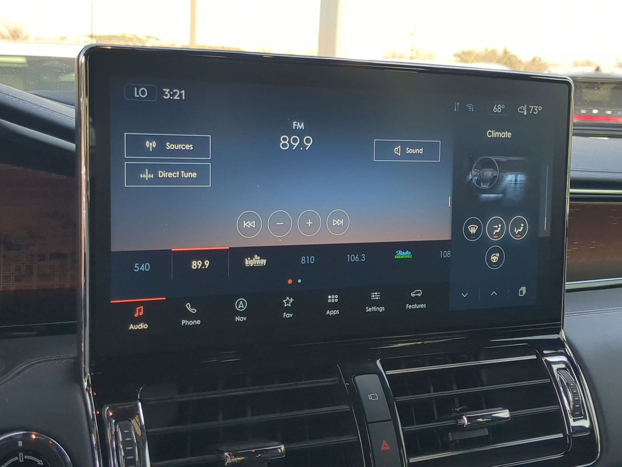 2022 Lincoln Navigator Black Label