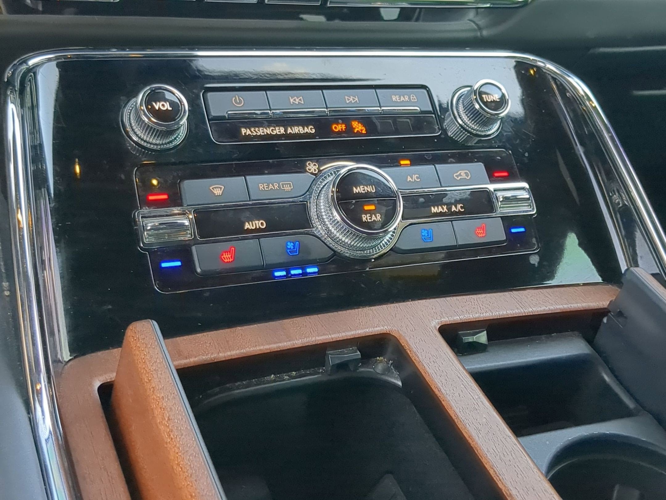 2022 Lincoln Navigator Black Label