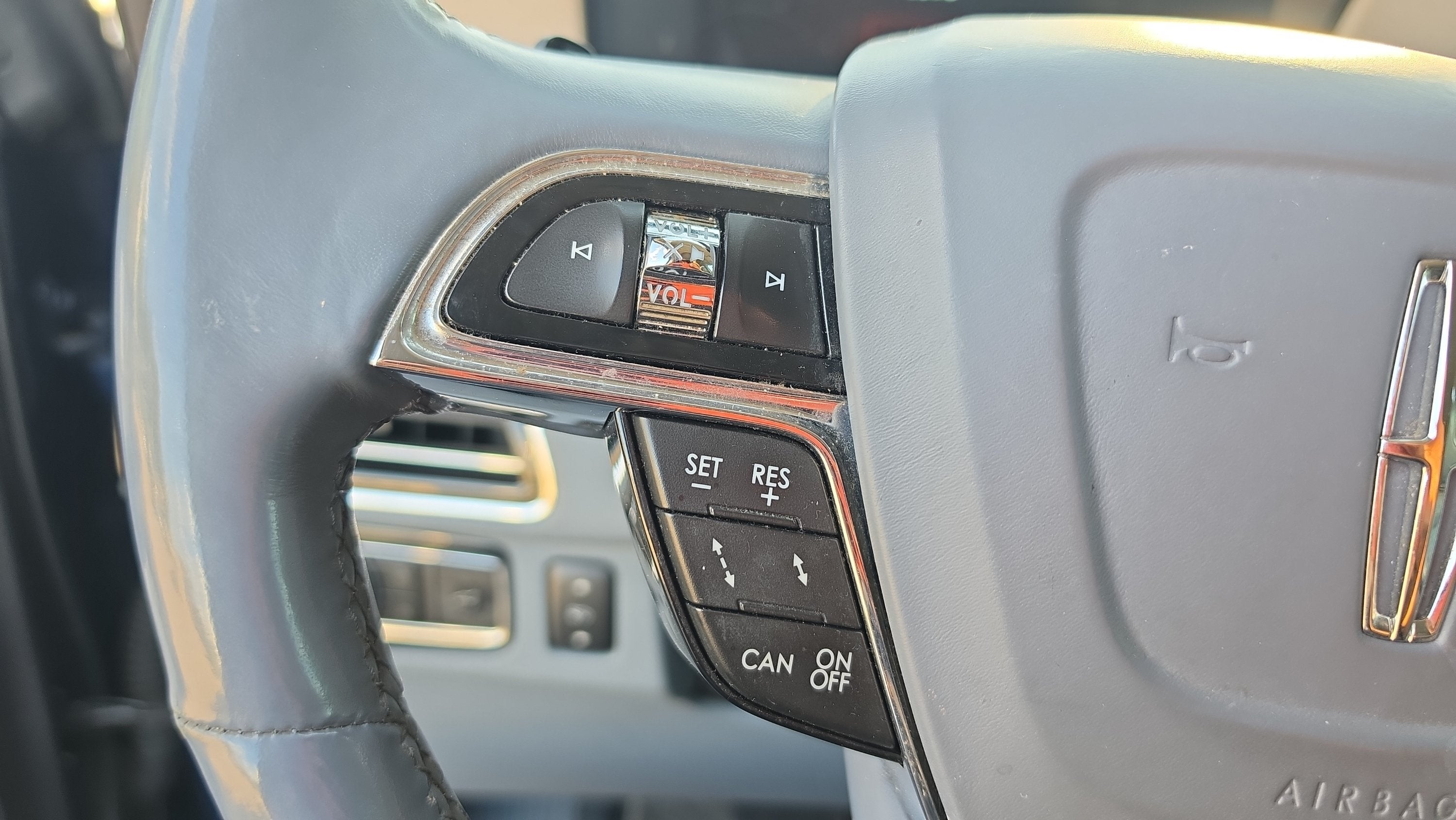 2018 Lincoln Navigator Black Label