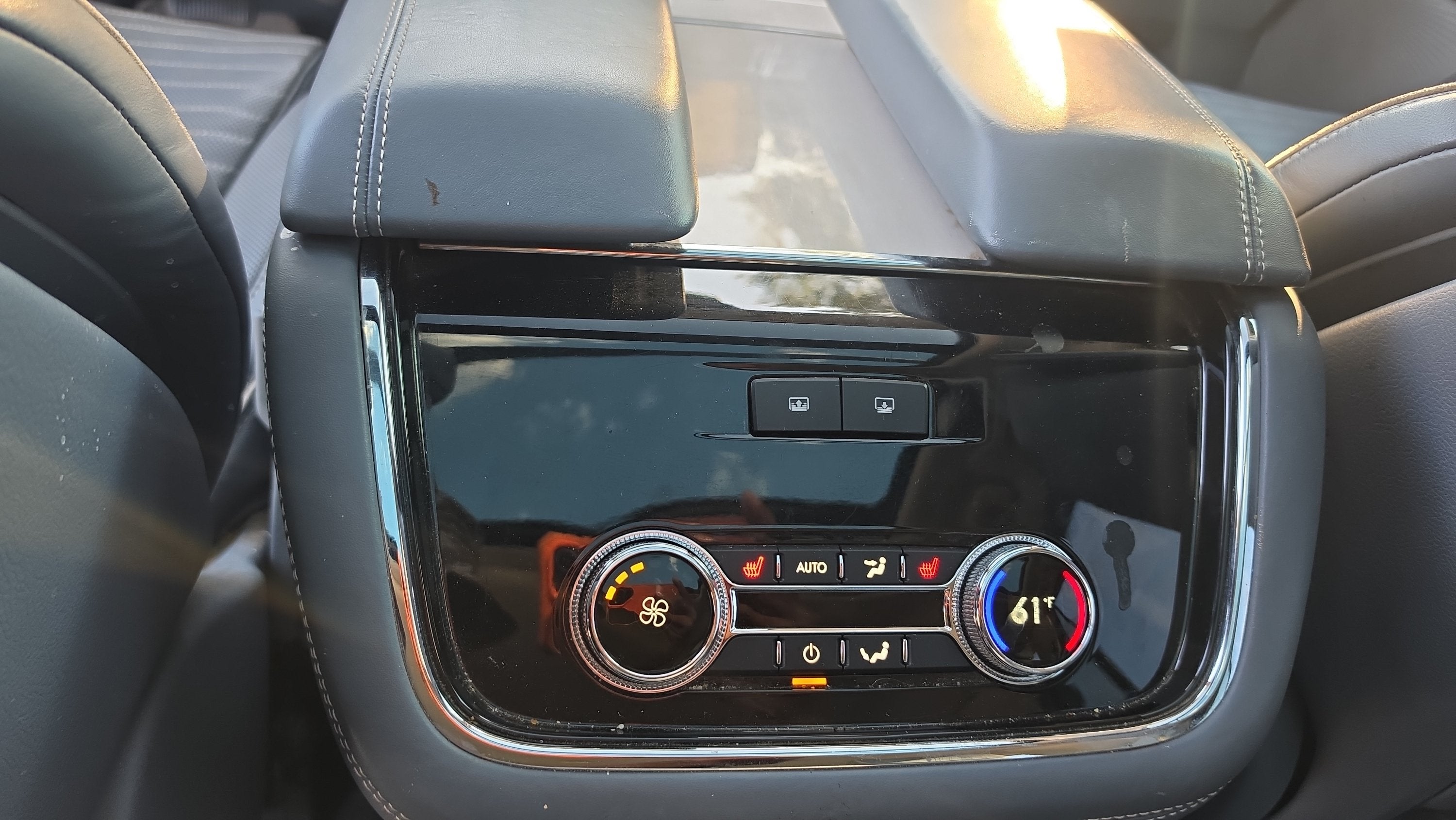 2018 Lincoln Navigator Black Label