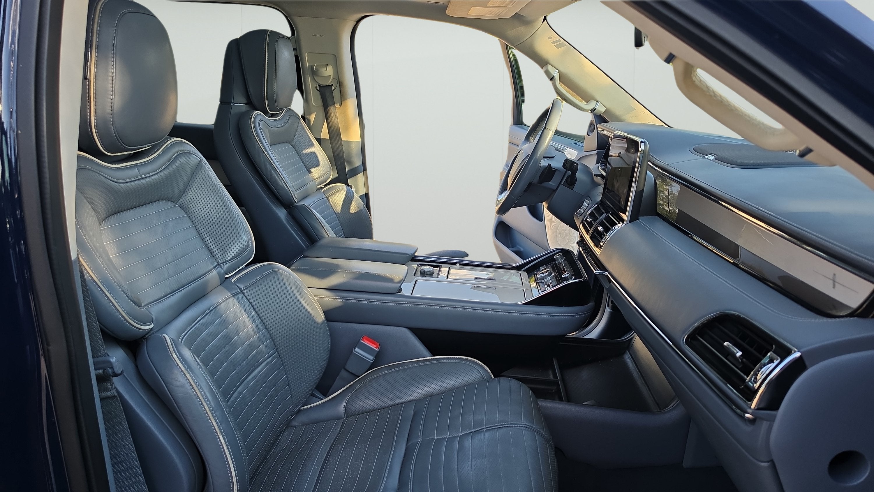 2018 Lincoln Navigator Black Label