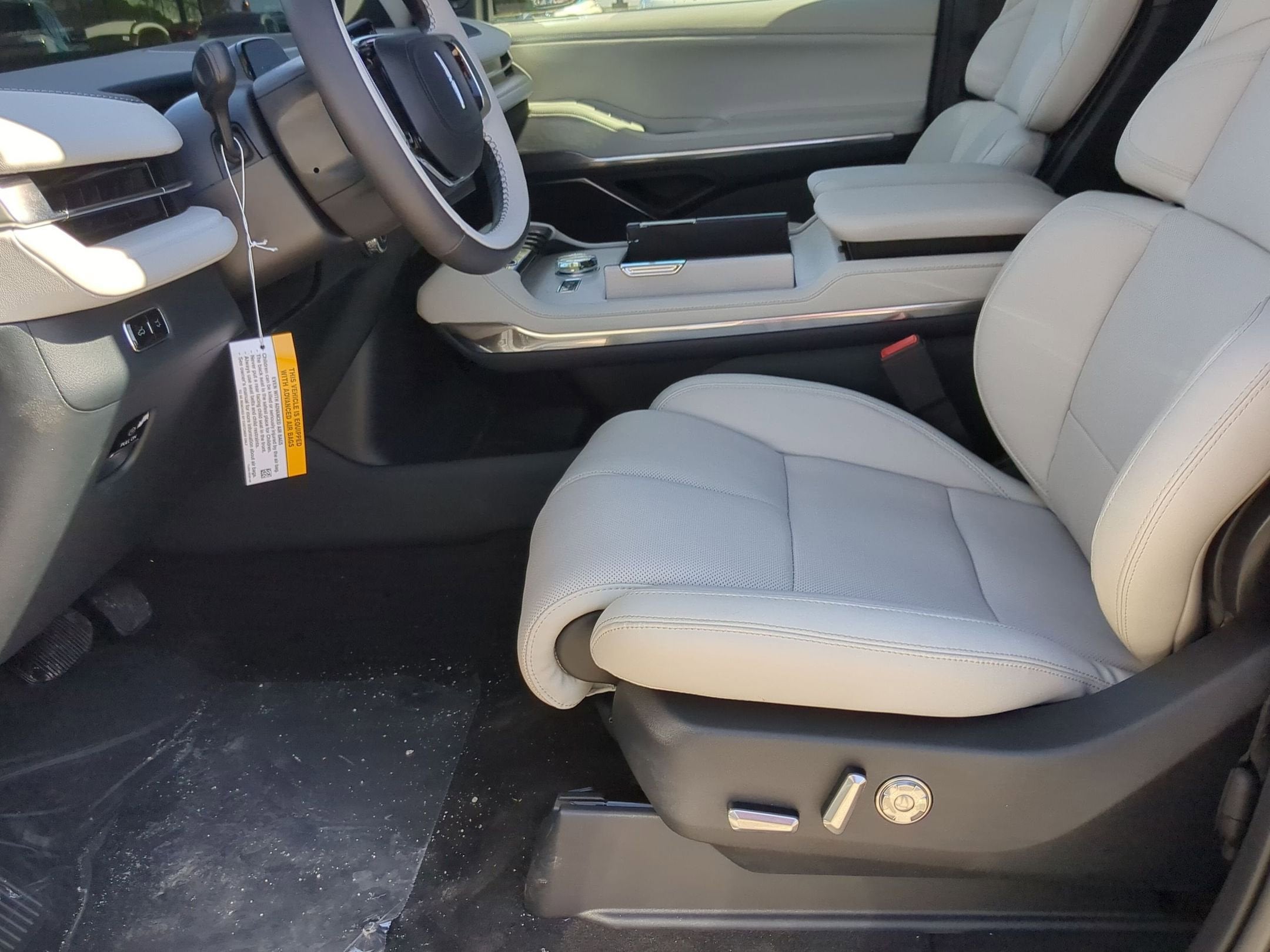 2026 Lincoln Navigator Premiere