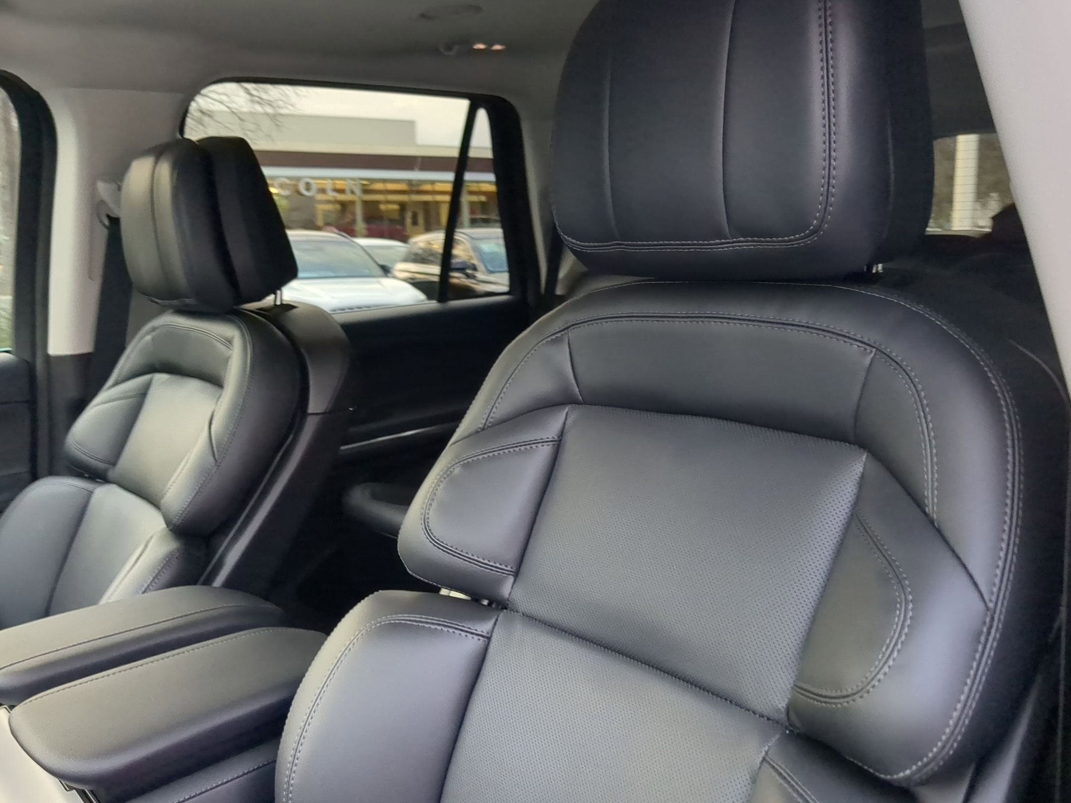 2026 Lincoln Navigator Premiere