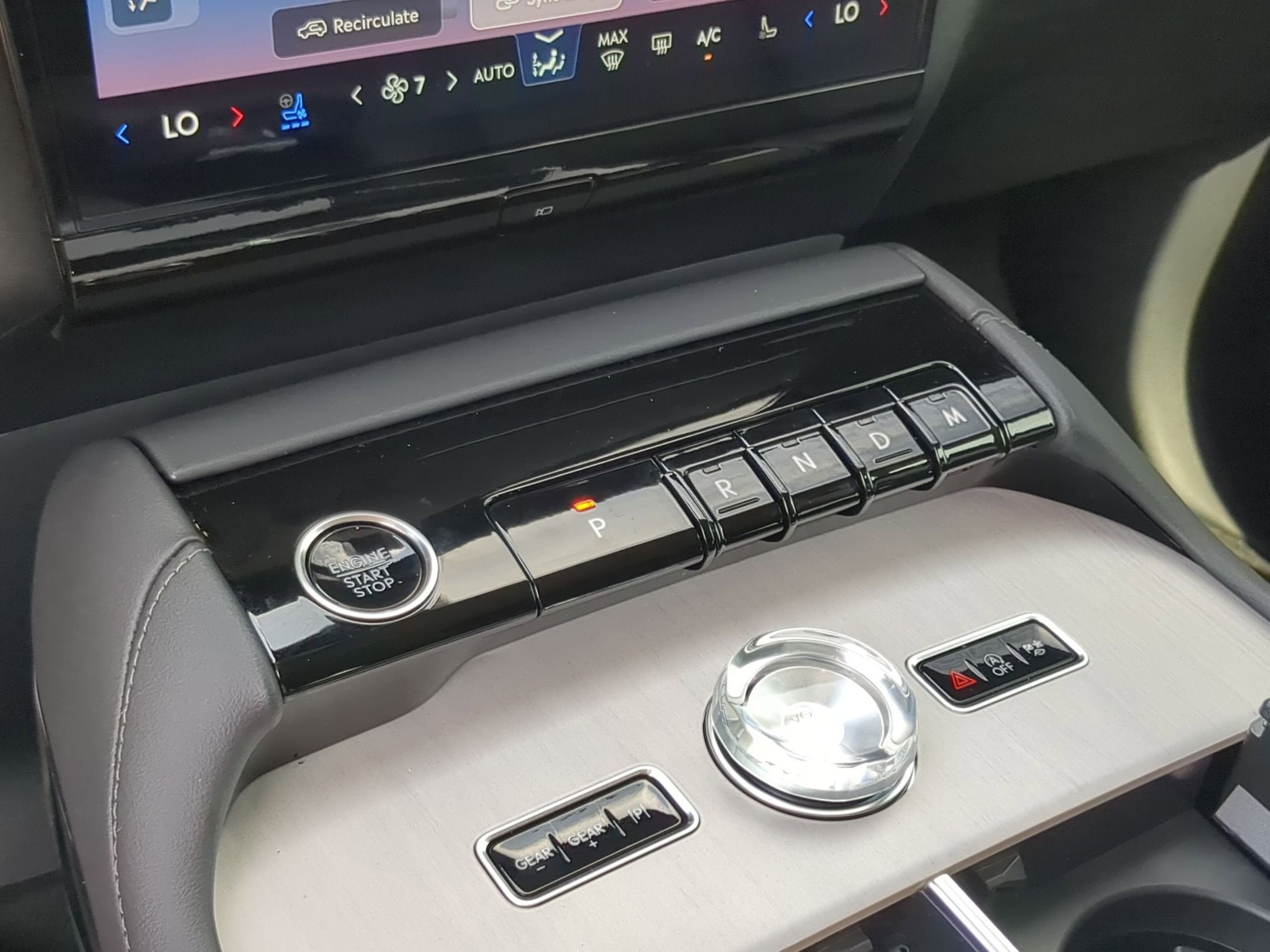 2026 Lincoln Navigator Premiere
