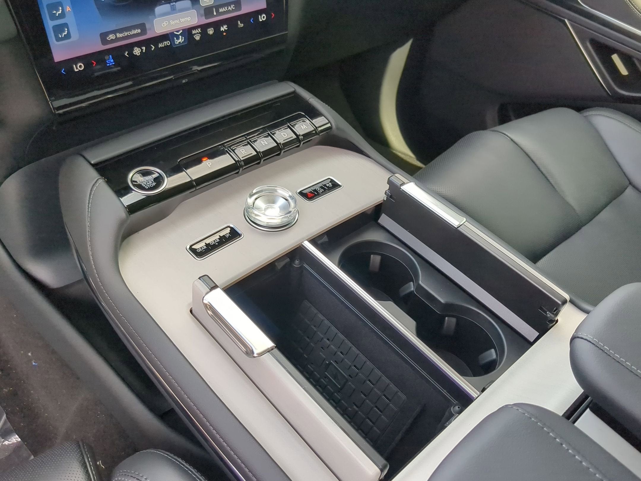 2026 Lincoln Navigator Premiere