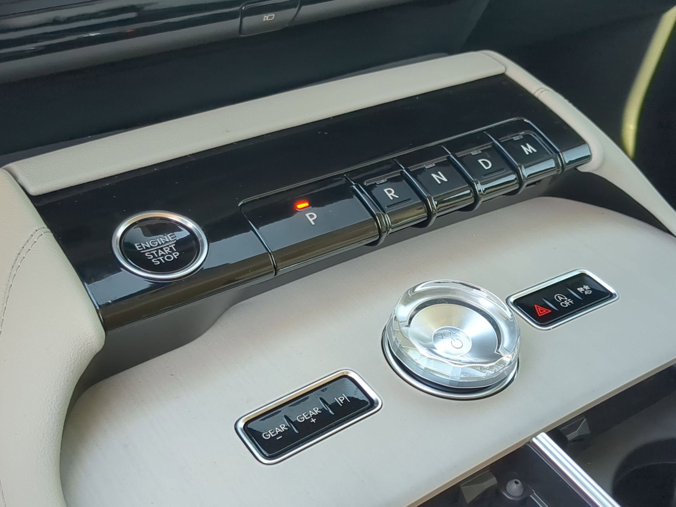 2026 Lincoln Navigator Premiere