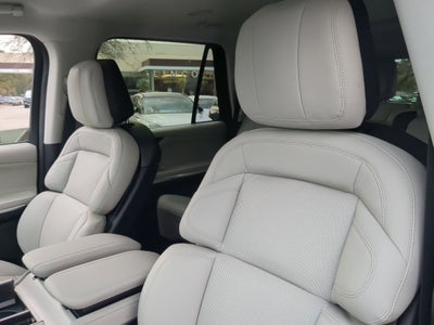 2026 Lincoln Navigator Premiere