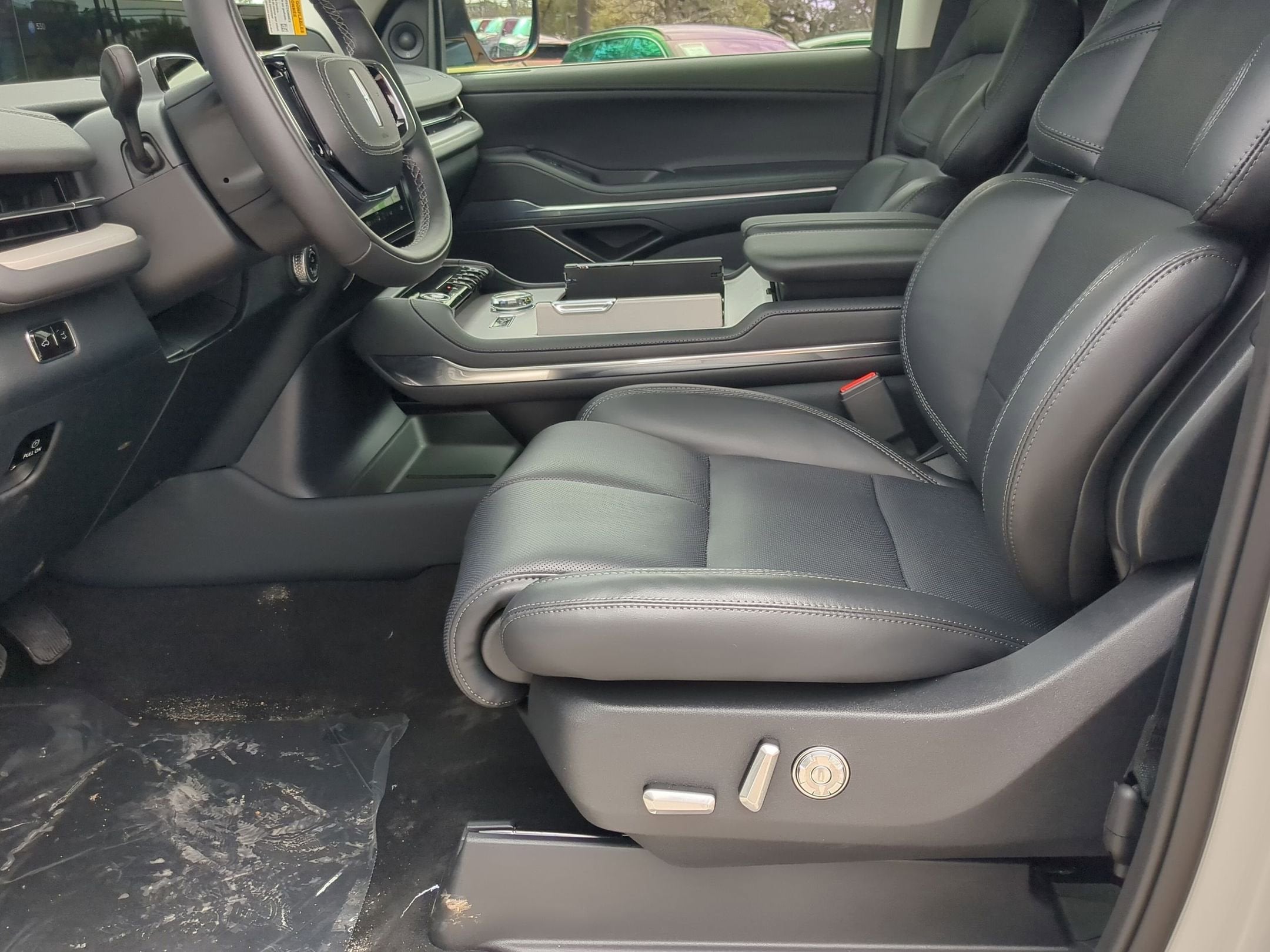 2026 Lincoln Navigator Premiere