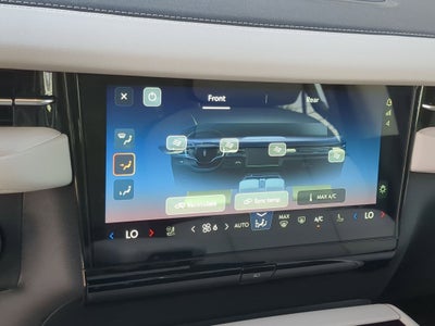 2026 Lincoln Navigator Premiere