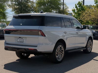 2026 Lincoln Navigator Premiere