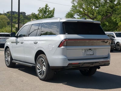 2026 Lincoln Navigator Premiere