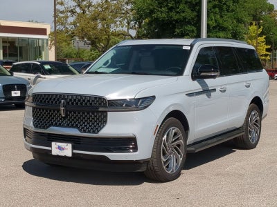2026 Lincoln Navigator Premiere