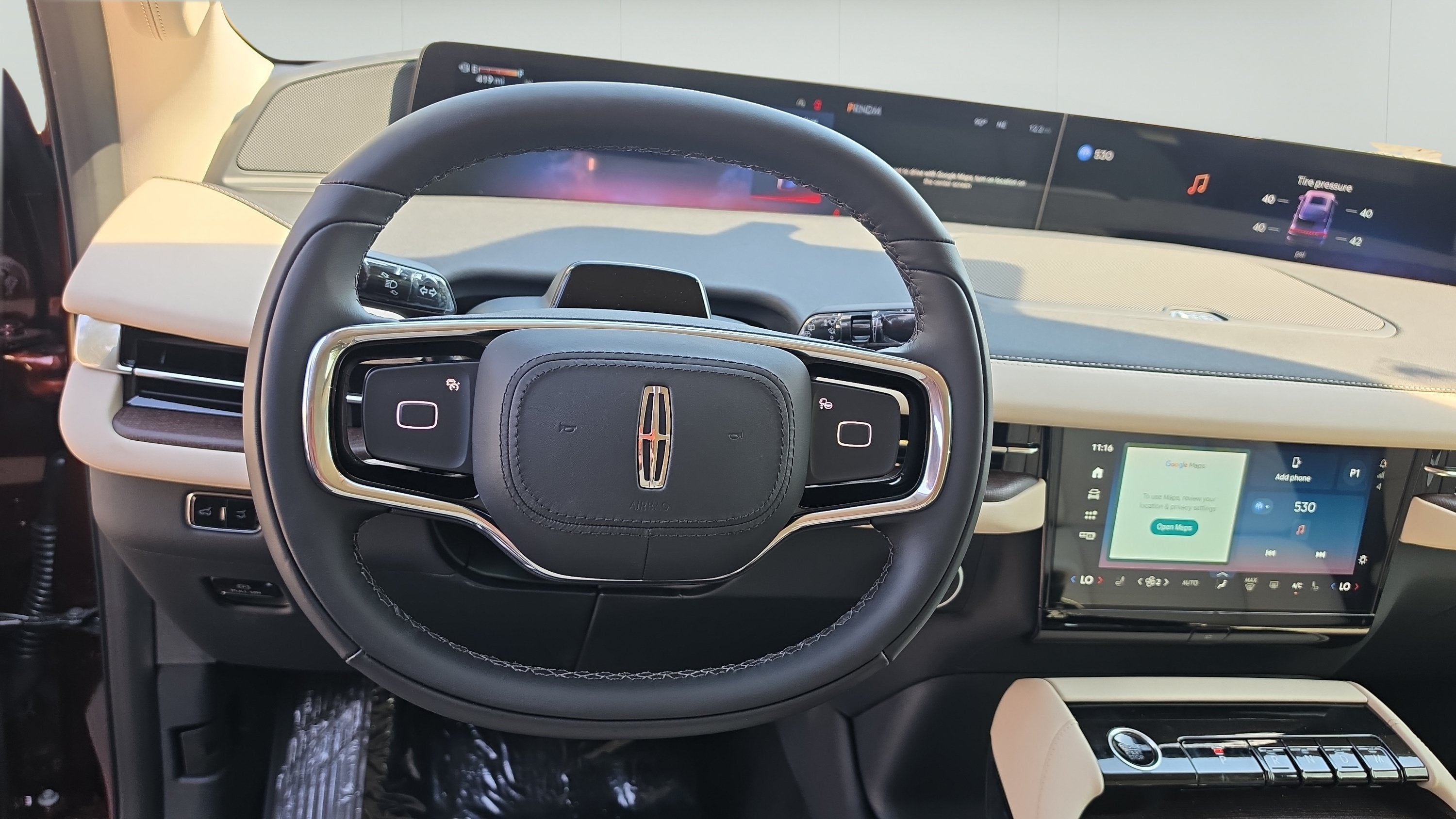 2027 Lincoln Navigator Premiere