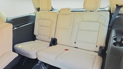 2027 Lincoln Navigator Premiere