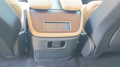 2027 Lincoln Navigator Premiere