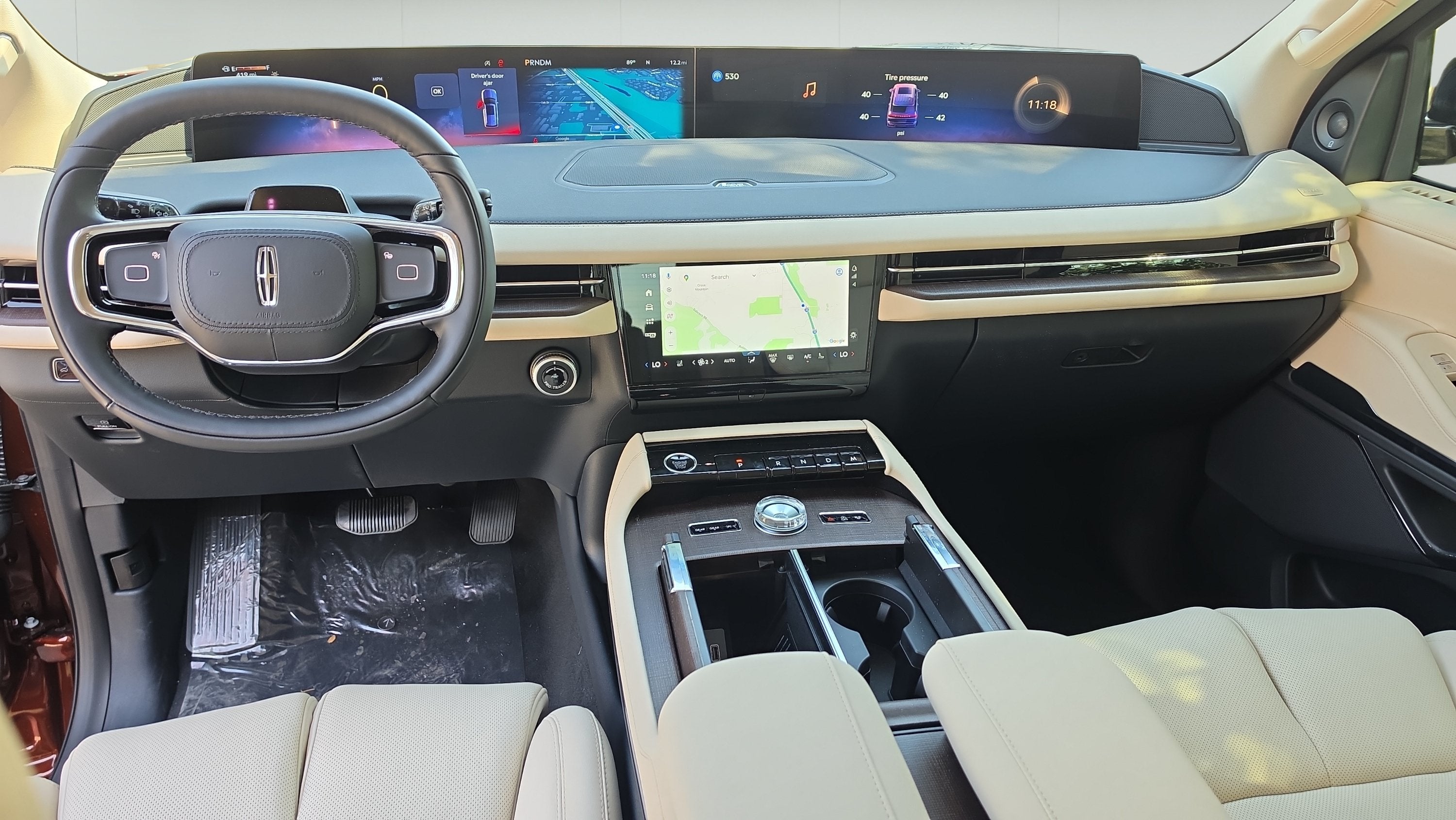 2027 Lincoln Navigator Premiere
