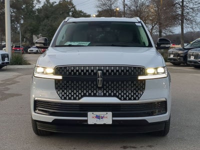 2026 Lincoln Navigator Premiere