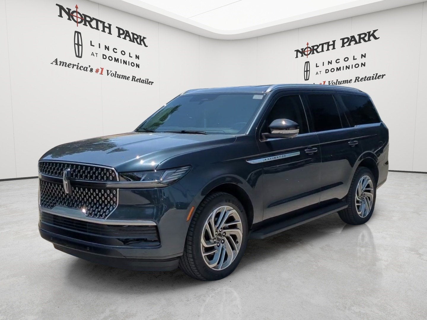 2026 Lincoln Navigator Premiere