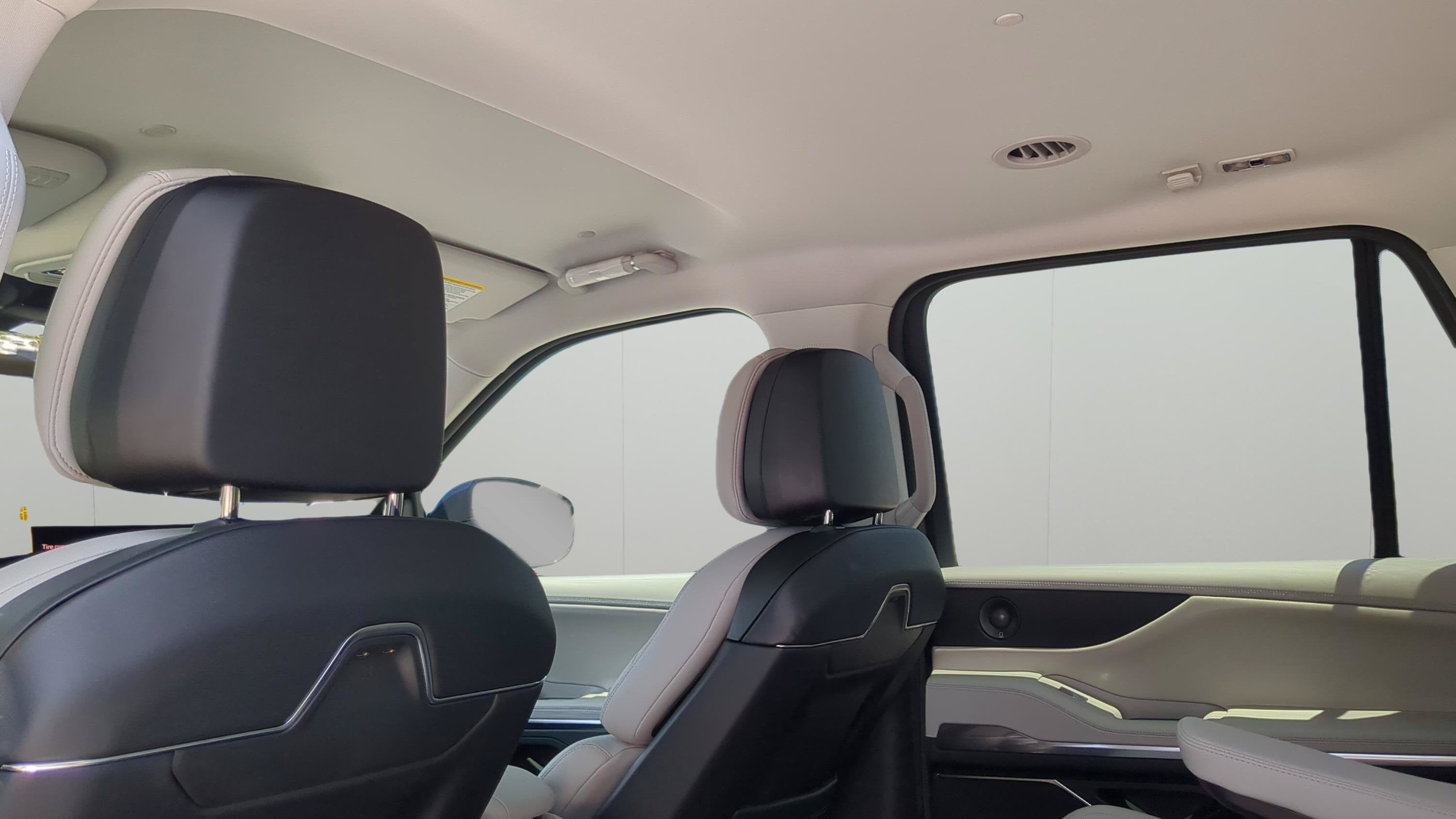 2026 Lincoln Navigator Premiere
