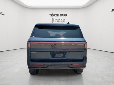2026 Lincoln Navigator Premiere
