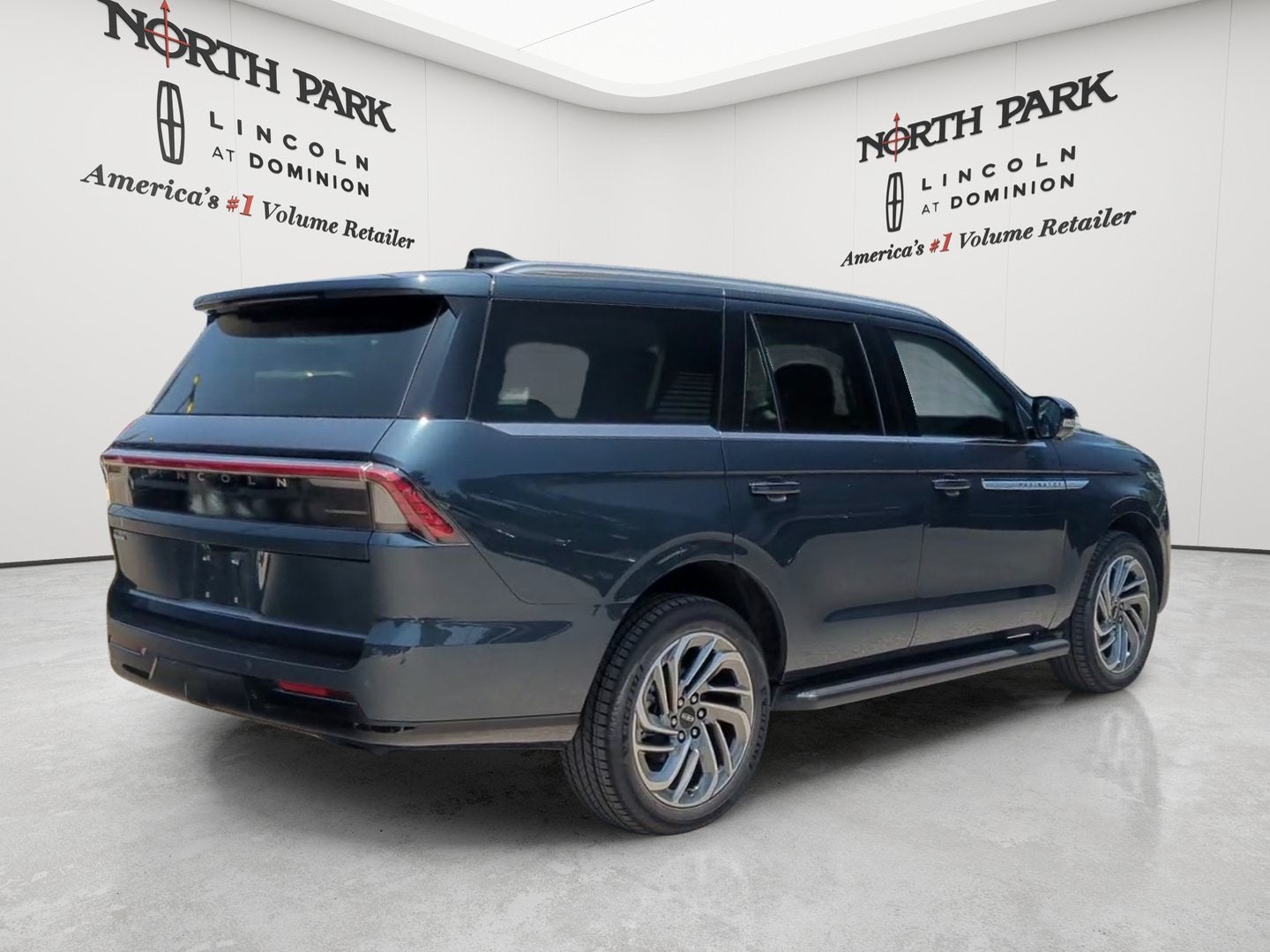 2026 Lincoln Navigator Premiere