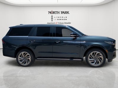 2026 Lincoln Navigator Premiere