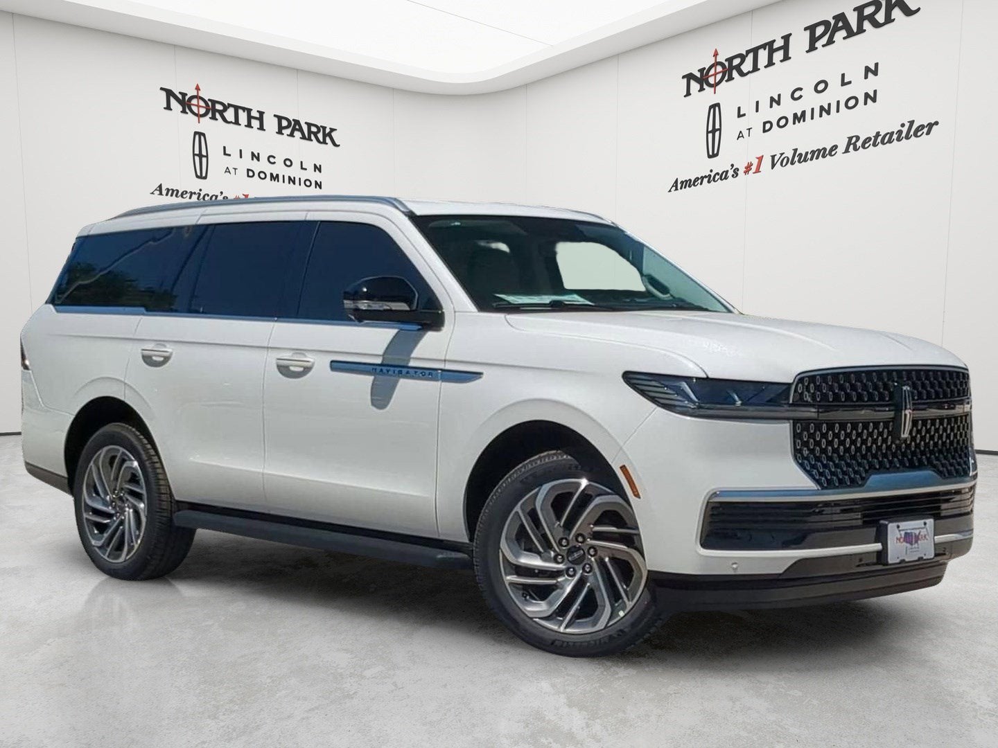2026 Lincoln Navigator Premiere