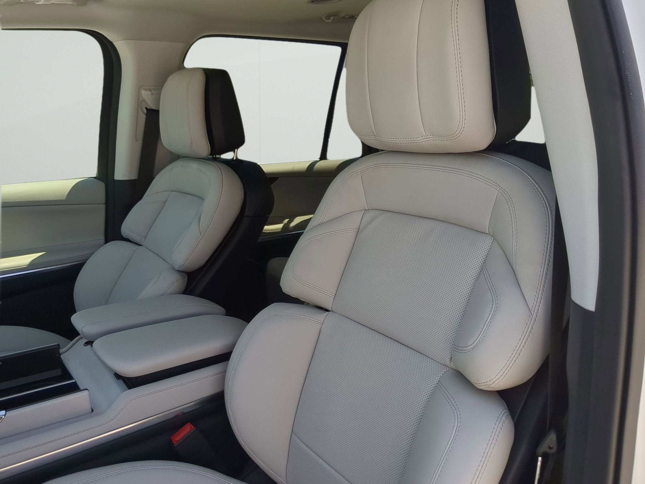 2026 Lincoln Navigator Premiere