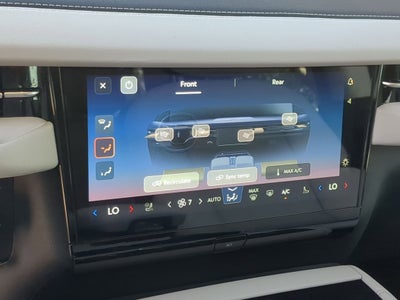 2026 Lincoln Navigator Premiere
