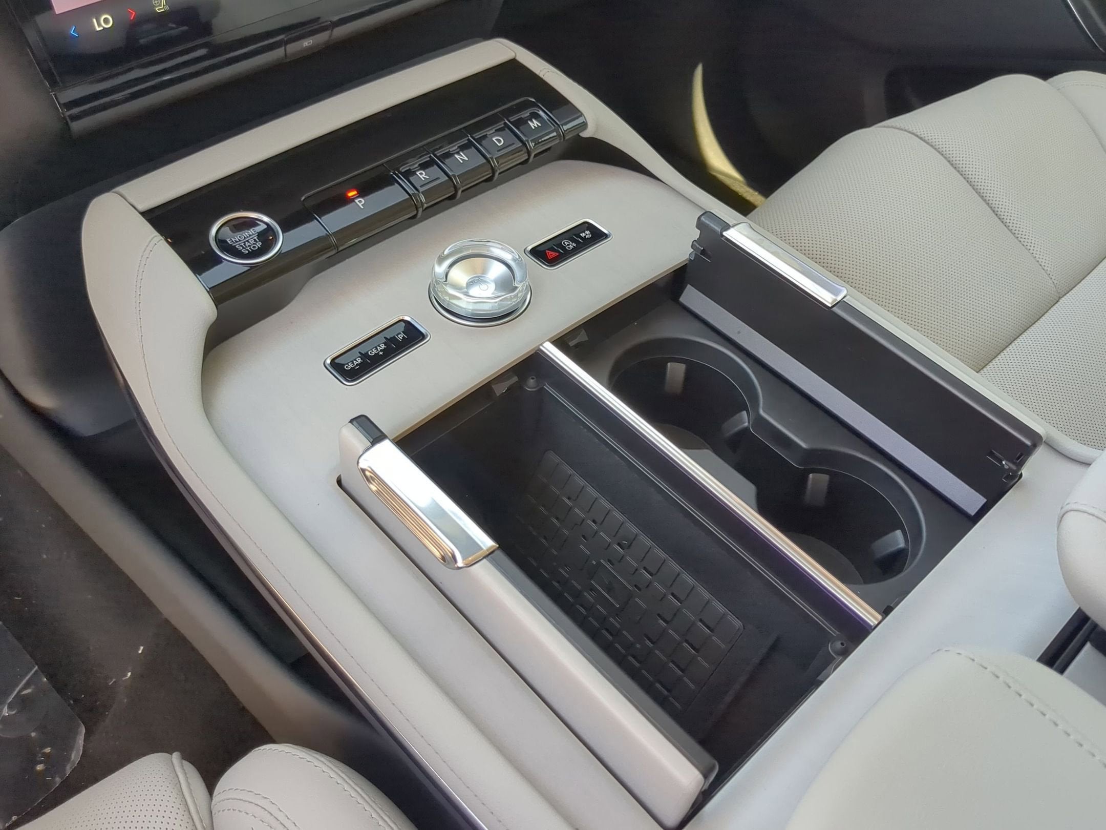 2026 Lincoln Navigator Premiere