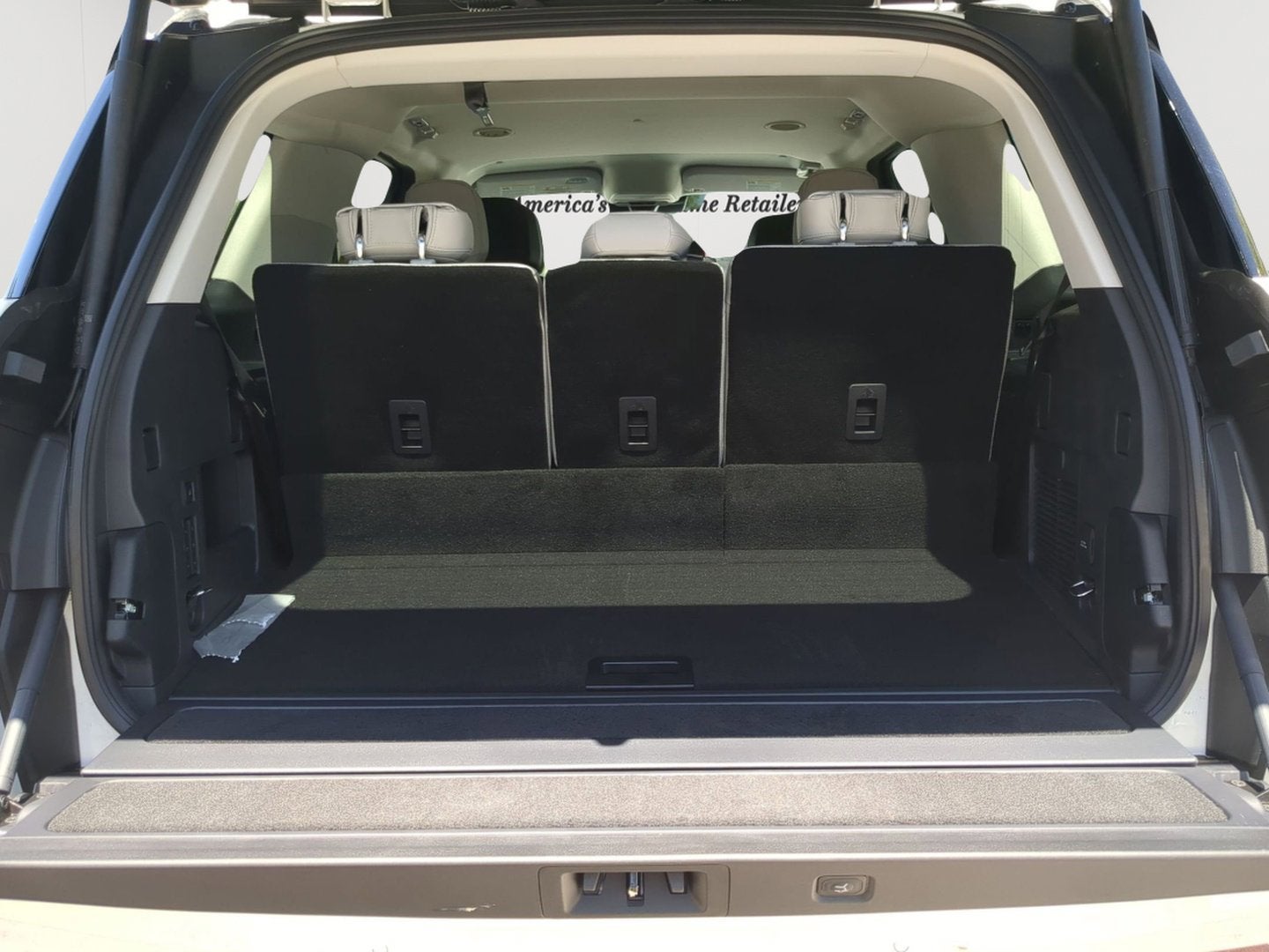 2026 Lincoln Navigator Premiere
