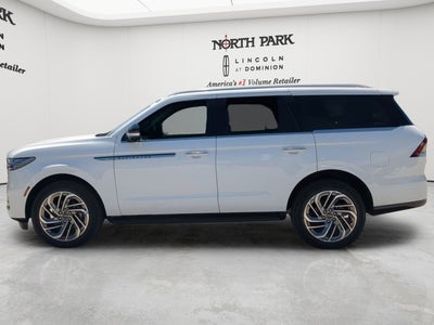 2026 Lincoln Navigator Premiere