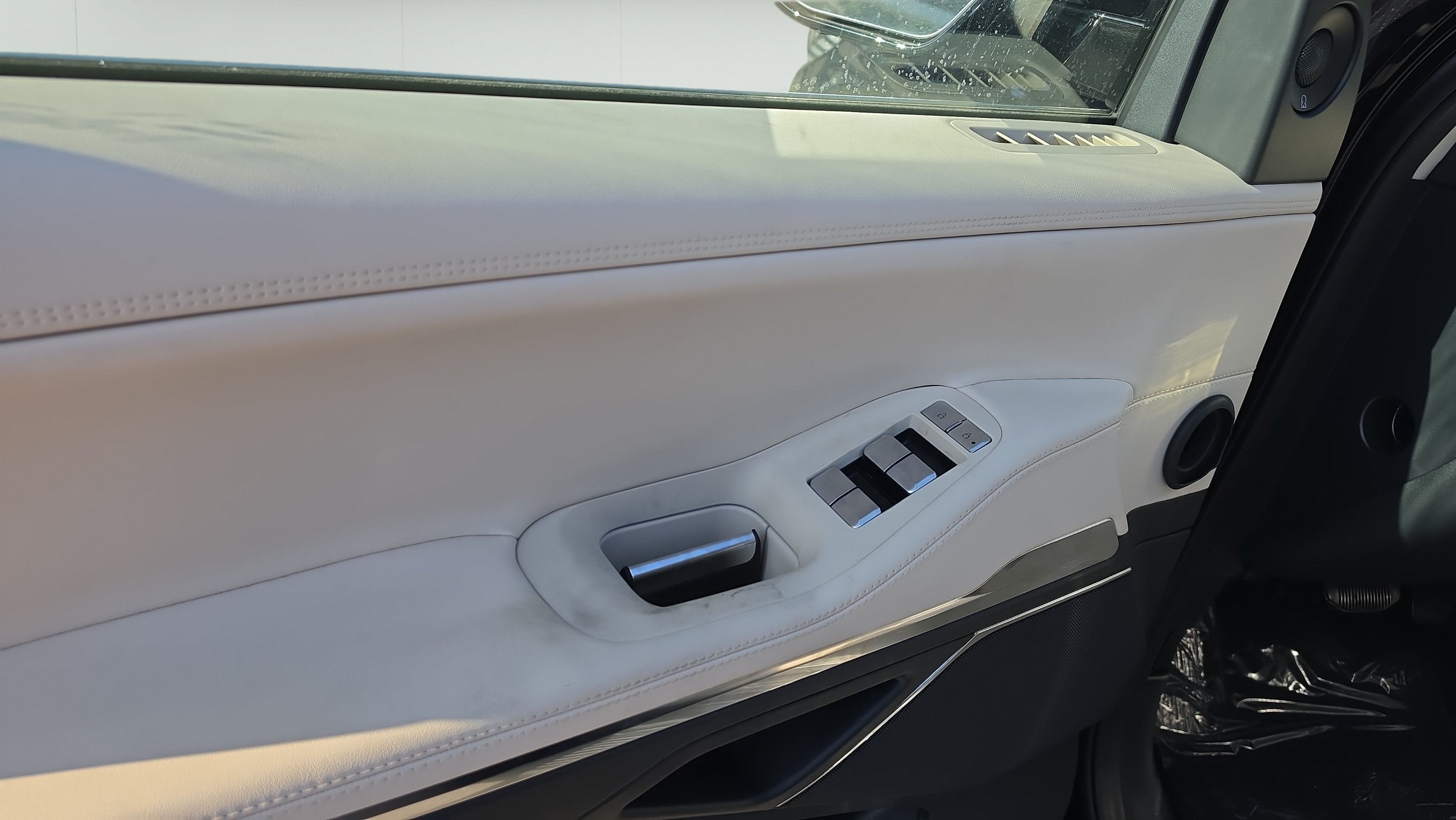 2027 Lincoln Navigator Premiere