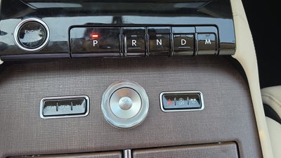 2027 Lincoln Navigator Premiere